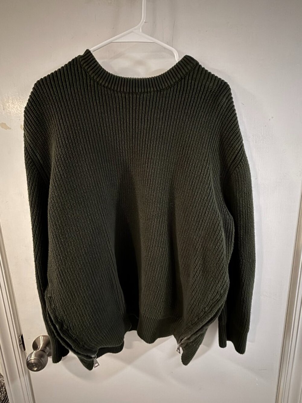 Tate Organic Cotton Side-Zip Sweater Olive - Modern Citizen M